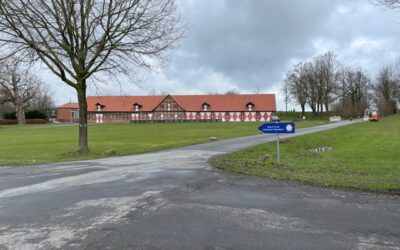 Geänderte Zufahrt zum Golfclub von Dorfstraße