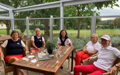 Ak 50 Damenmannschaft mit Heimsieg zum Saisonende